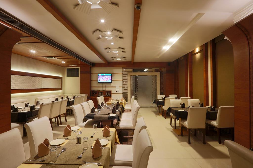 Hotel Millennium Guwahati Exterior foto